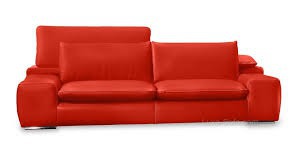 De quelle couleur est le canapé ?