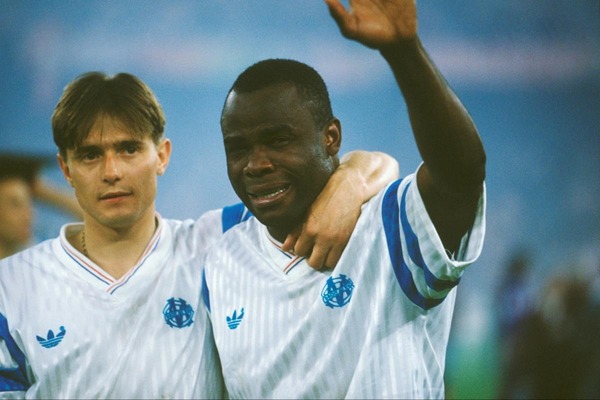 Le 29 mai, contre quelle équipe l'Olympique de Marseille perd-t-il la finale de la LDC aux tirs au but ?