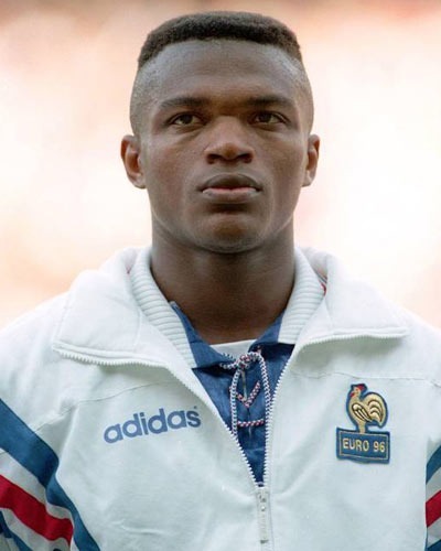 En revanche, il participe aux 5 matchs des Bleus lors de l'Euro 96.