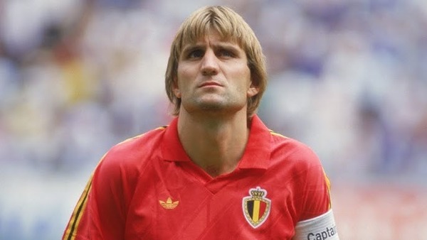 Attaquant vedette de la sélection belge, dans quel club Jan Ceulemans évoluait-il lors de Mondial ?
