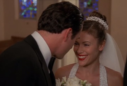 Dans quel épisode de la saison 4, Phoebe et Cole se marient ?