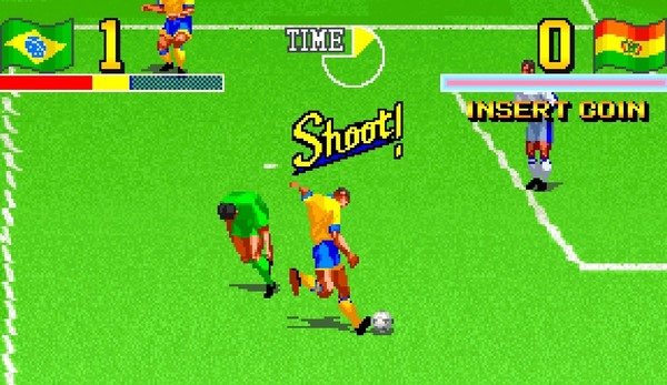 Sur quel console pouviez-vous jouer à "The Ultimate 11: SNK Football Championship" ?