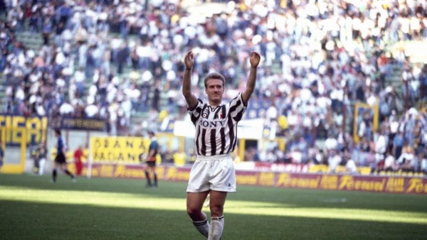 En 1999, pour quel club quitte-t-il la Juventus ?