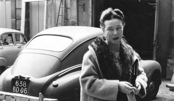"Le Deuxième Sexe" de Simone de Beauvoir est ...