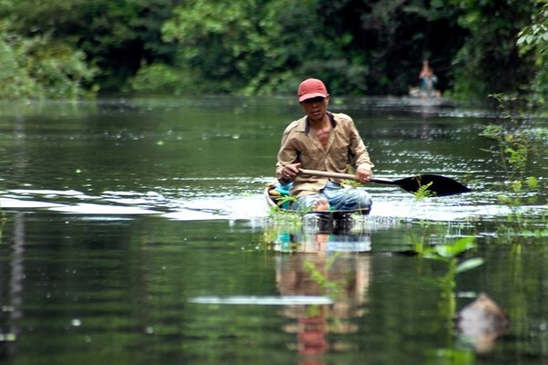 L’Amazone, le plus long fleuve du monde avec le Nil, prend sa source…