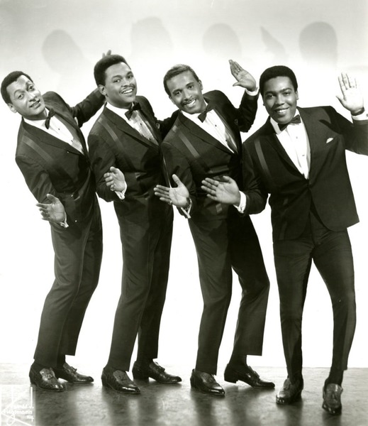 En 1966, on leur doit le succès "Reach out, I'll be there", c'est :