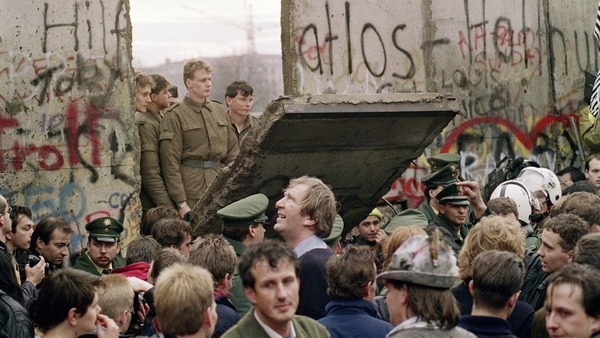 En quelle année la chute du mur de Berlin a eu lieu ?