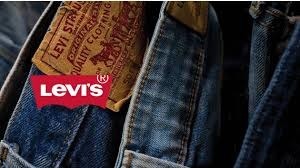 En 2023, les célèbres jeans Levi's 501 ont fêté leurs...