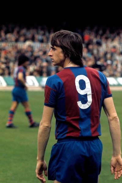 En 1973, le transfert de Cruyff au FC Barcelone était le plus cher de l'histoire avec 1 million d'euros.