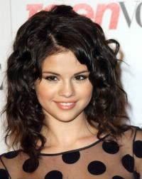 Quel âge a Selena Gomez ?