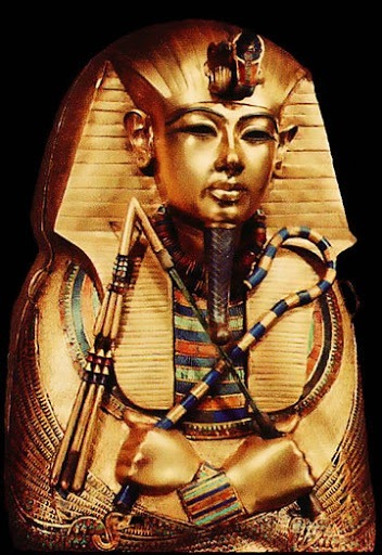 Selon la mythologie égyptienne, quelle divinité règne sur le royaume des morts ?
