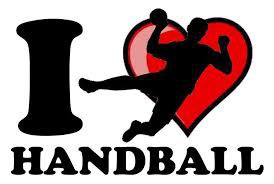 Le handball se joue à ...... joueurs.