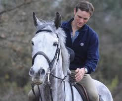 Comment s'appelle cet ancien cheval gris pommelé de Nicolas Touzaint, grand cavalier de complet ?