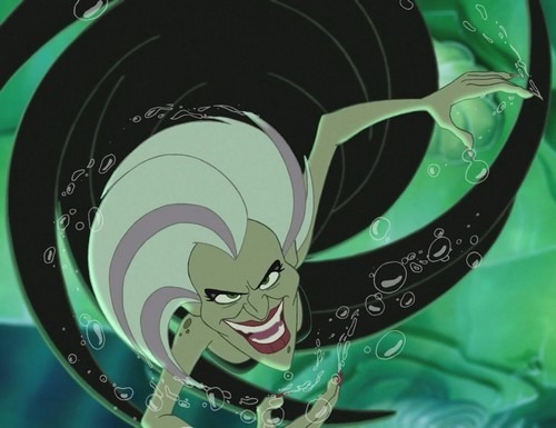 Quel est le prénom de la soeur d'Ursula ?