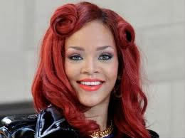 Quel est le surnom de Rihanna ?