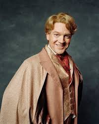 Vrai ou faux : Lockart plait beaucoup à Mrs Weasley.