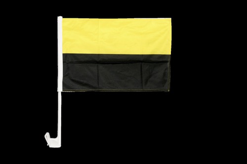 Dans quelle course retrouve-t-on ce drapeau jaune et noir ?