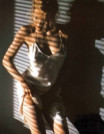 Qui est cette actrice sexy à l'affiche de 9 semaines 1/2 ?