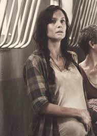 Quel personnage voit Lori en tant qu'une hallucination ?