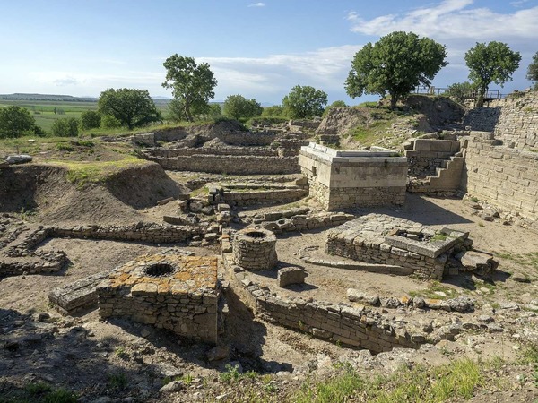 Où se situait la cité antique de Troie ?