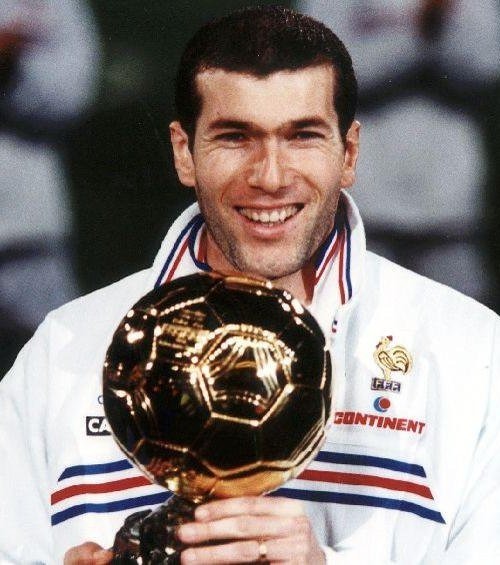 En quelle année Zinédine Zidane a-t-il remporté le Ballon d'Or ?