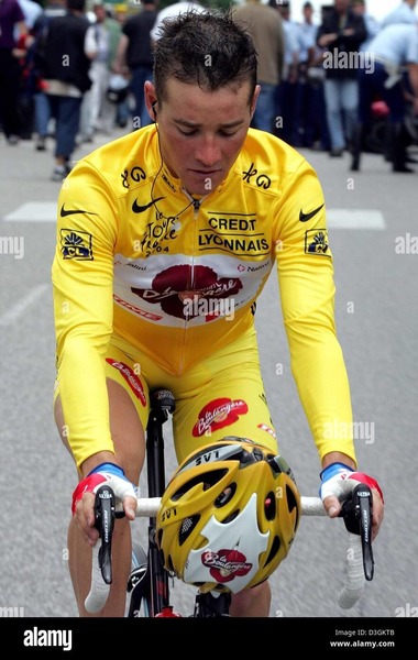 Lors du Tour de France 2004, combien de jours a-t-il porté le maillot jaune avant de le céder à Lance Armstrong ?