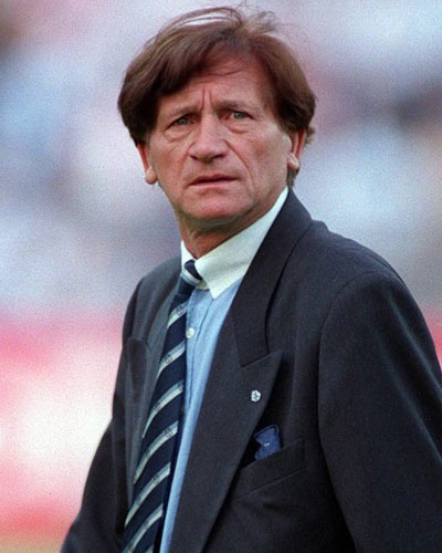 Il était un entraîneur qui a laissé un souvenir impérissable du côté de Marseille, c'est ?