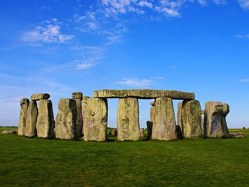 Ve kterém státě se nachází kameny Stonehenge?
