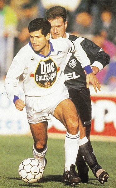 En 1991, Enzo pour quel club Enzo a-t-il quitté Auxerre ?