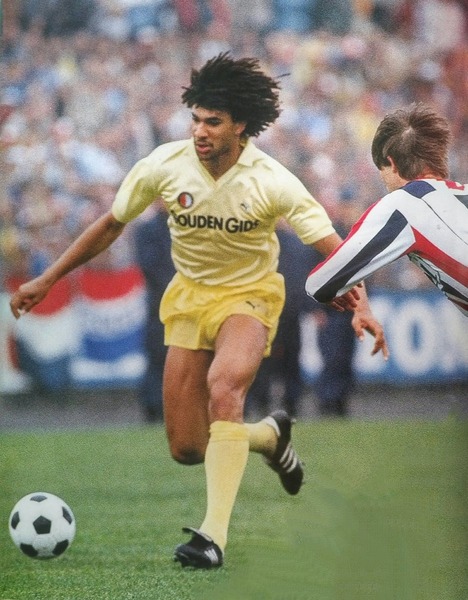 Avec le Feyenoord quel titre va-t-il remporter en 1984 ?