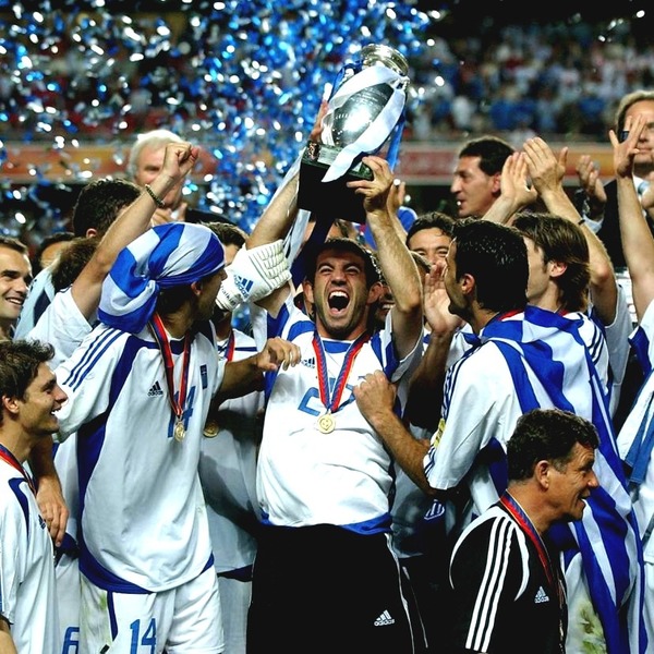En finale de l'Euro 2004, la Grèce s'impose contre le Portugal sur le score de....