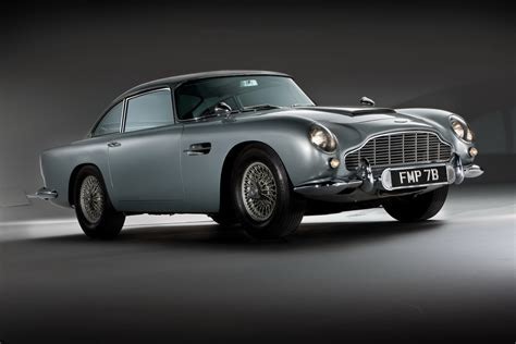 Quelle est la marque de voiture de James Bond ?