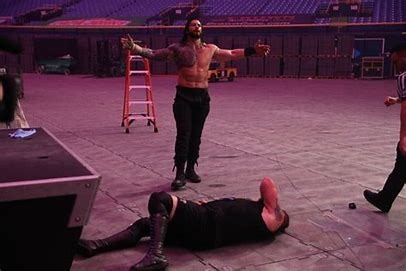 Qu'a utilisé Roman Reigns au Royal Rumble lors de son match contre Kevin Owens ?