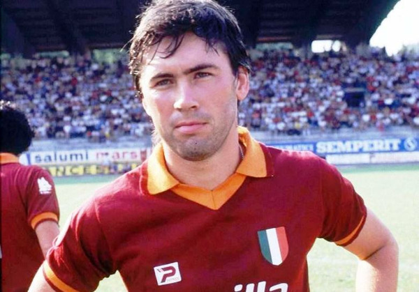 Il a porté les couleurs du club de 1979 à 1987 et est aujourd'hui un entraineur réputé. C'est ?