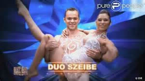 Complète: Le duo Szeibe sont ...