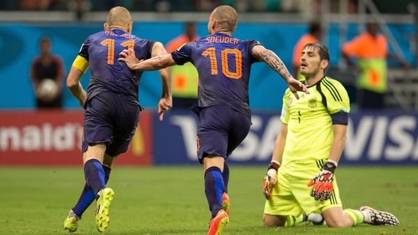 Lors du choc du Groupe B, sur quel score les Pays-Bas ont-ils battu l'Espagne ?