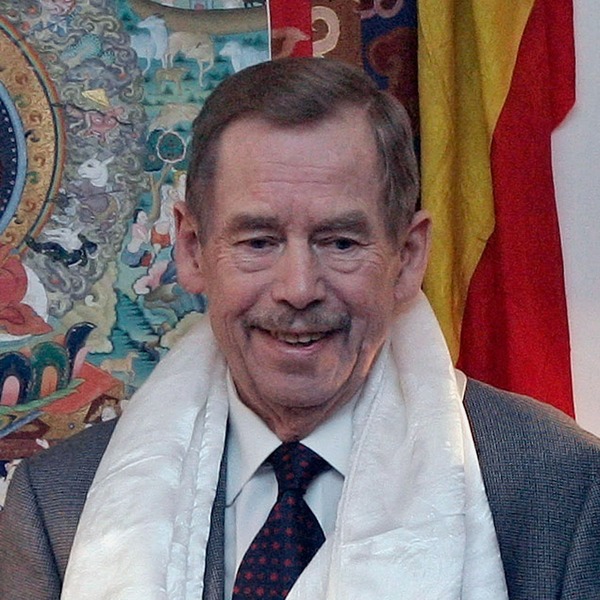 De quel pays Vaclav Havel, écrivain dissident sous le régime communiste, est-il devenu le président ?