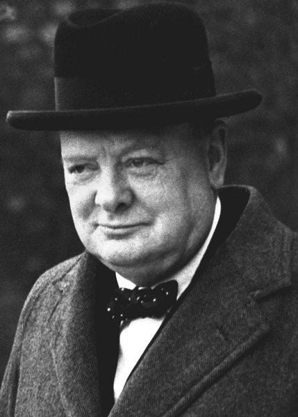Qui était premier Ministre du Royaume-Uni en 1952 ?