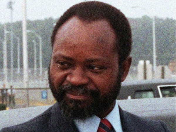 19 octobre : mort du président du Mozambique Samora Machel3 dans un accident ...