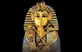 Le 4 novembre 1922, Howard Carter fait une des découvertes archéologiques les plus importantes du Xxe siècle en trouvant le tombeau du pharaon...