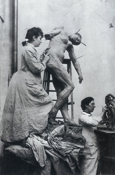 Qui a été le premier maître d’art de Camille Claudel ?