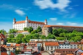 De quel pays Bratislava est-elle la capitale ?