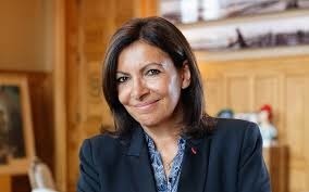 Qui est devenue en 2014 la première femme maire de Paris ?