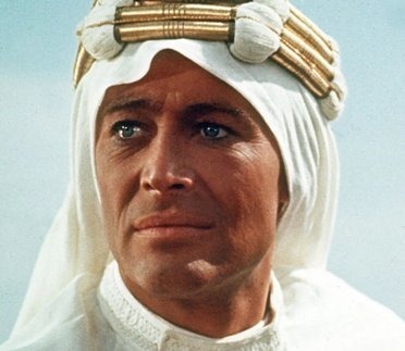 Qui joue Lawrence d’Arabie dans le film du même nom en 1962 ?