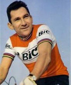Il remporta le Tour d'Espagne en 1958.