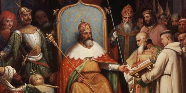 Dans l'Histoire de France, quel souverain était surnommé l'« empereur à la barbe fleurie » ?