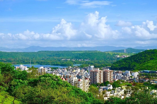 Dans quel pays se trouve la ville de Pune ?