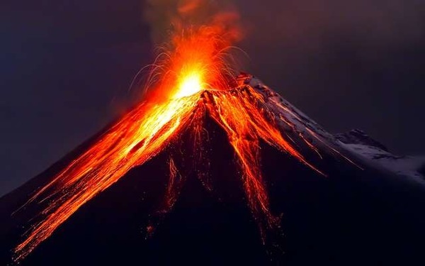 Qu'a recraché la lave du volcan Kilauea, en éruption à Hawaii ?