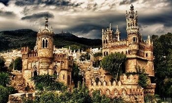 Le château de _____ en Andalousie qui rend hommage à Christophe Colomb a été construit entre 1987 et 1994.