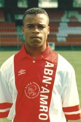Qui est cet ancien joueur formé à l' Ajax ?